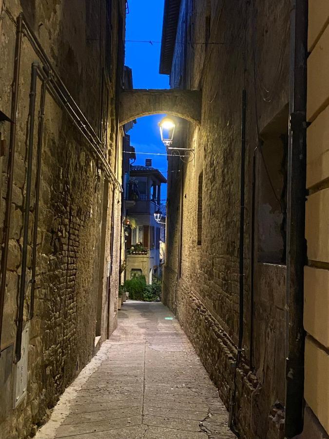 Hotel Palazzo Brunamonti Беванья Экстерьер фото