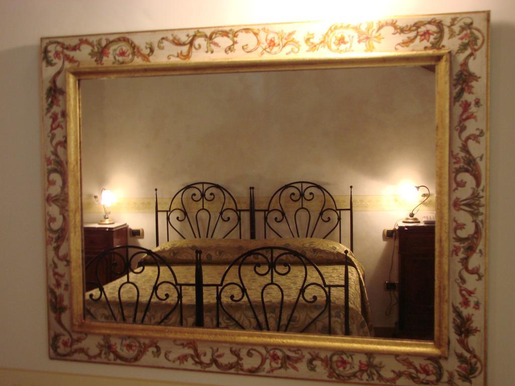 Hotel Palazzo Brunamonti Беванья Экстерьер фото