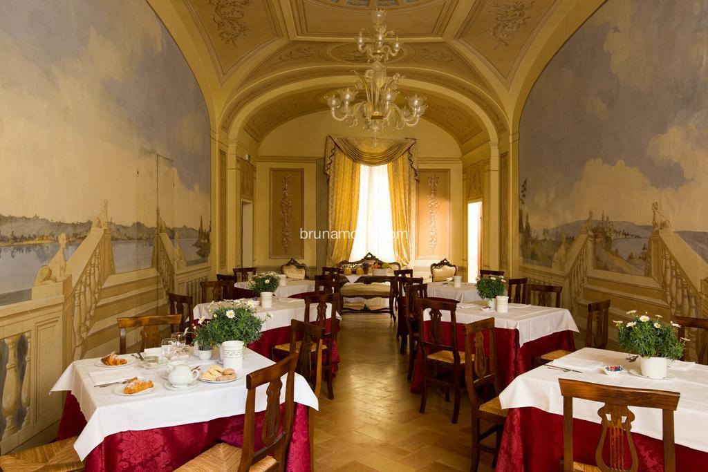 Hotel Palazzo Brunamonti Беванья Экстерьер фото